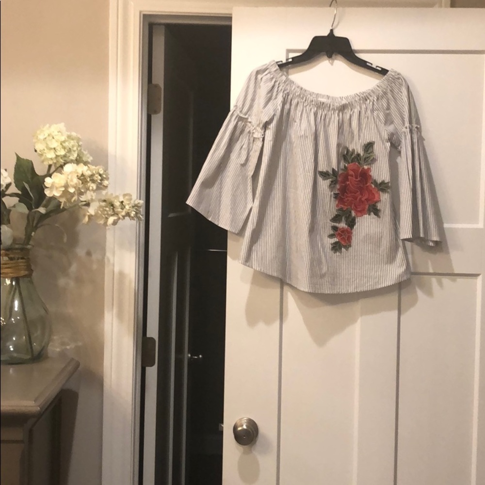 Off the Shoulder Bell sleeve shirt